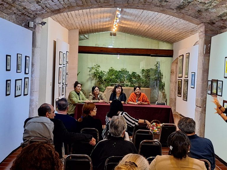 Comparten el reto que es ser mujer y artista