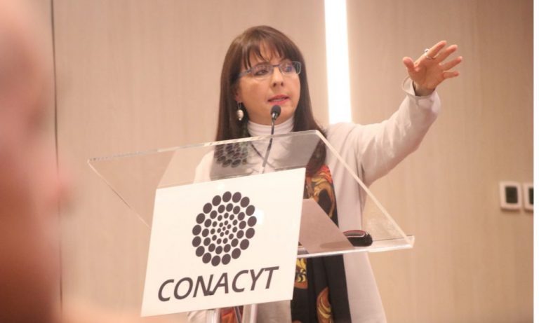 Da Conacyt marcha atrás a ‘pase de charola’