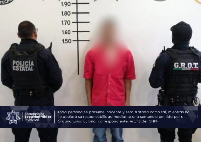 Detienen a hombre por presunto narcomenudeo