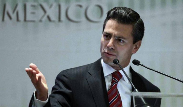 Exhiben pagos millonarios a periodistas en sexenio de EPN