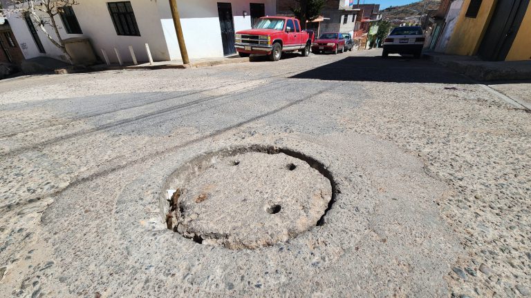 Exigen colonos reparación de coladeras