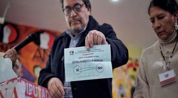 Gana no a la huelga en UAZ