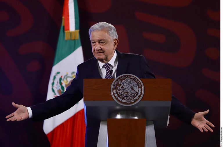 ‘¿Millones de narco a campaña? Sería rico, no tengo nada’