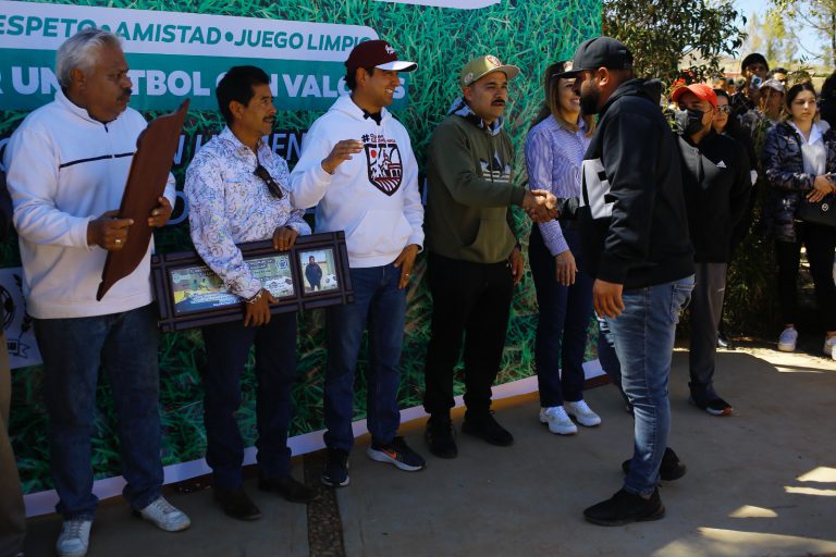 Premian a lo mejor del futbol municipal