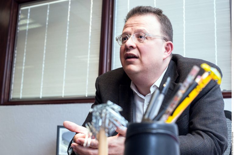 Reajustan proyecto para resucitar a PES