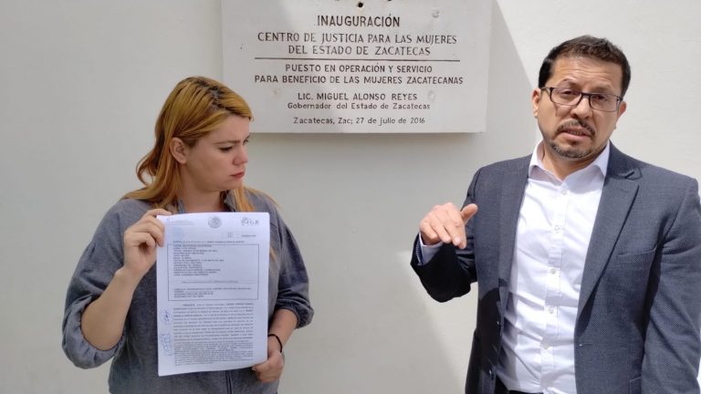 Denuncia periodista abuso de autoridad