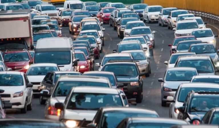 Circularán diario vehículos que pasen verificación