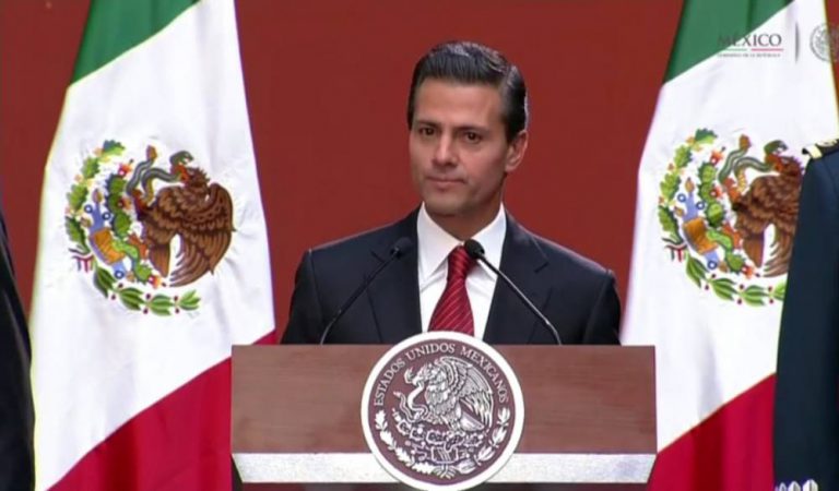 Constitución, pilar de las instituciones democráticas, destaca Peña Nieto