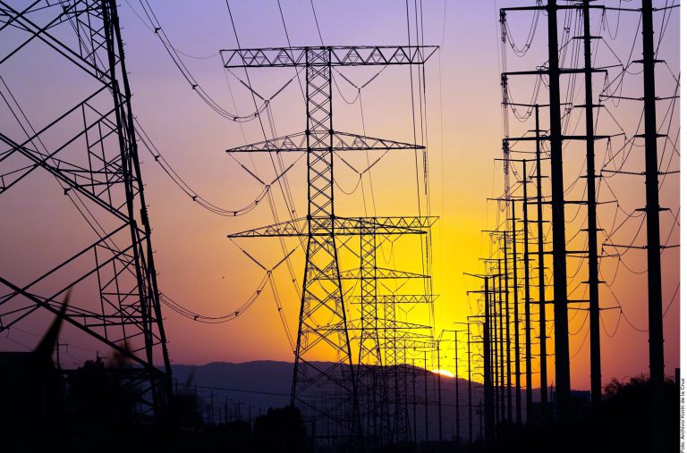 Anuncian 2 centrales termosolares en BCS; invertirán 800 mdd