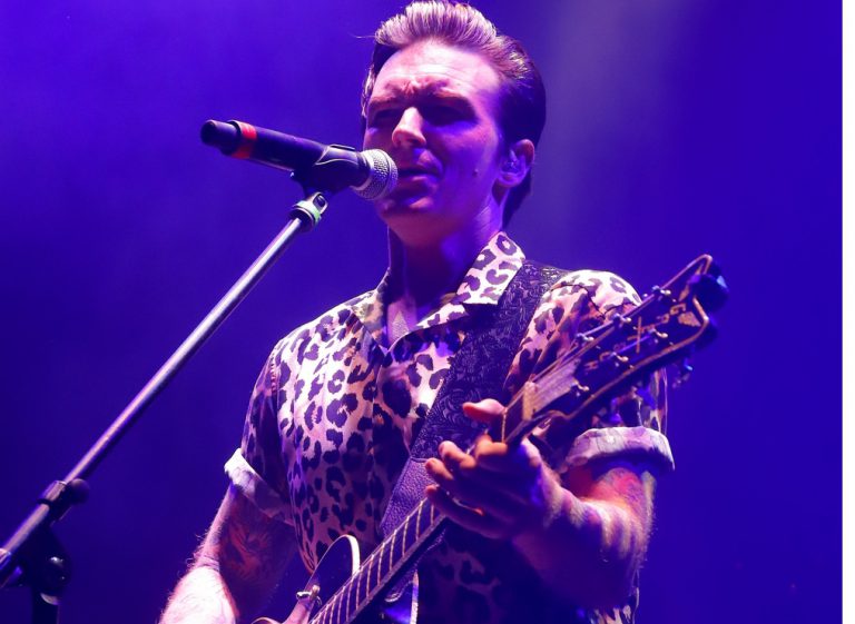 Drake Bell asegura que fue abusado por un empleado de Nick