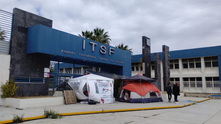 Enfrentan amenazas manifestantes del tecnológico