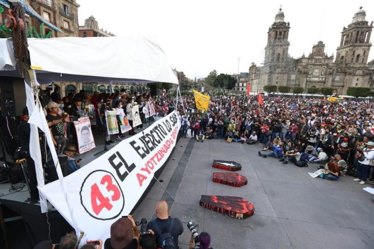 Exigen cero impunidad para militares en caso Ayotzinapa