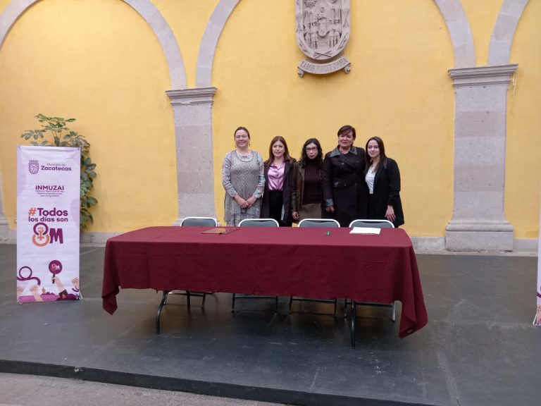 Firman acuerdo para darle visibilidad a obras de mujeres