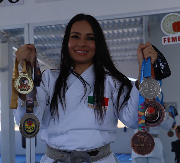 ¡Pegan fuerte! Mujeres en el deporte