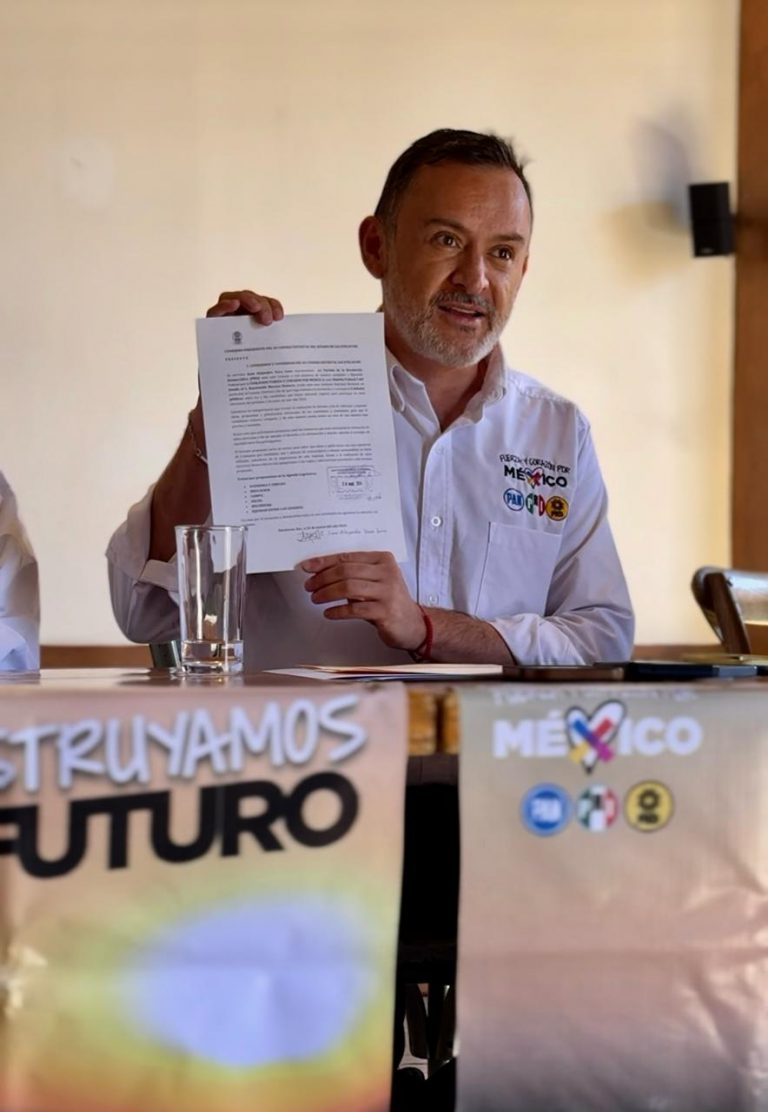 Presenta Raymundo Moreno solicitud ante INE para realizar tres debates
