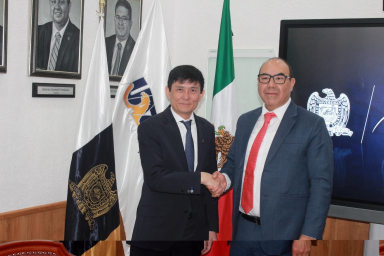 Recibe UAZ a embajador de Vietnam