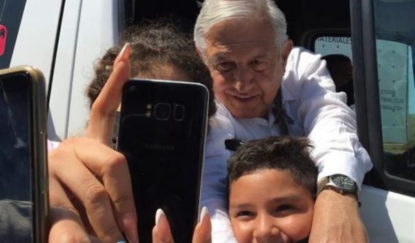 Vamos a sacar a todos los mexicanos de Ucrania: AMLO