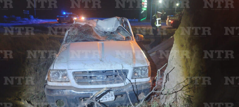 Aparatoso accidente deja dos heridos