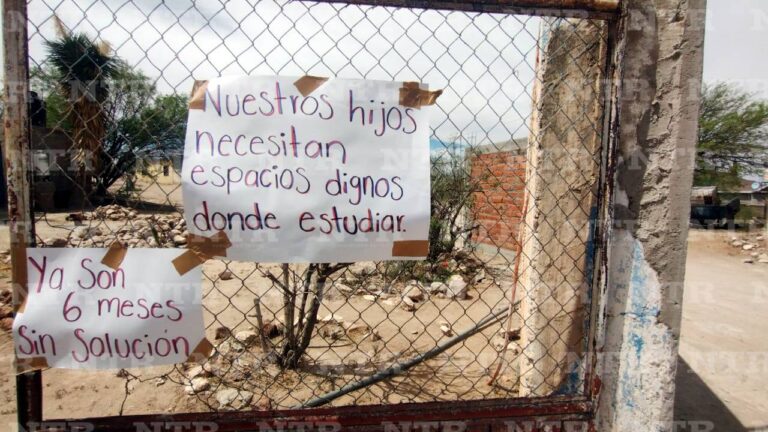 Piden celeridad en construcción de telesecundaria