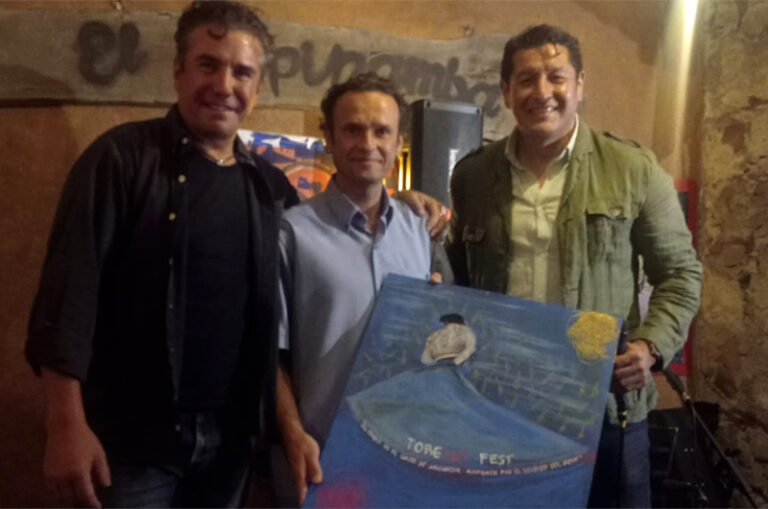 Antonio Ferrera recibe homenaje