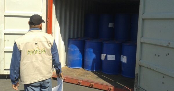 Asegura Profepa 18 toneladas de residuos peligrosos en Michoacán