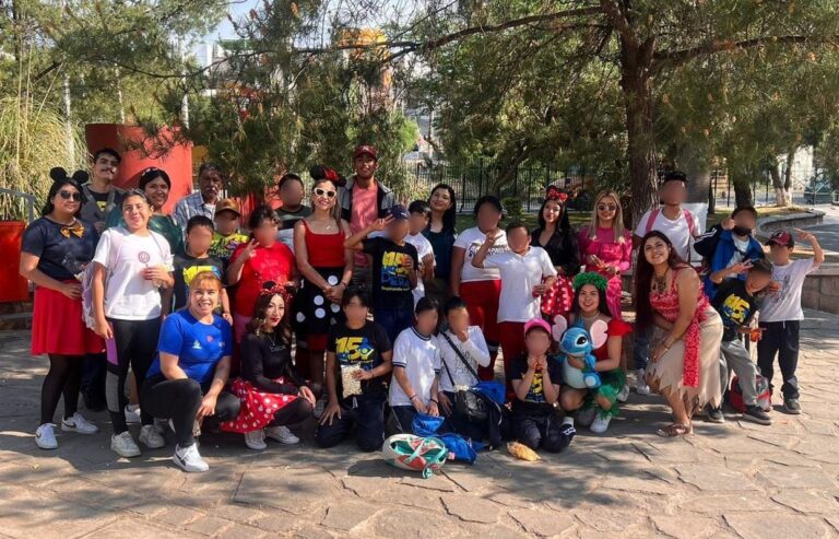 Celebran mentores UAZ-Peraj a pequeños por Día del Niño