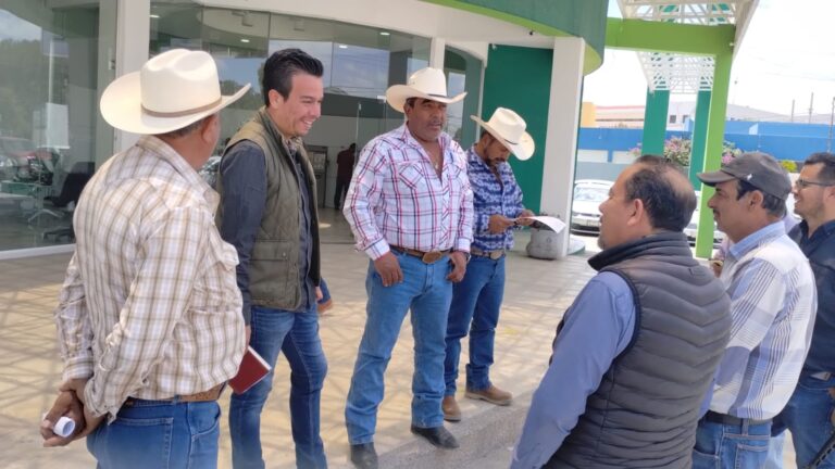 Acuerda CFE revisar tarifas de 50 pozos