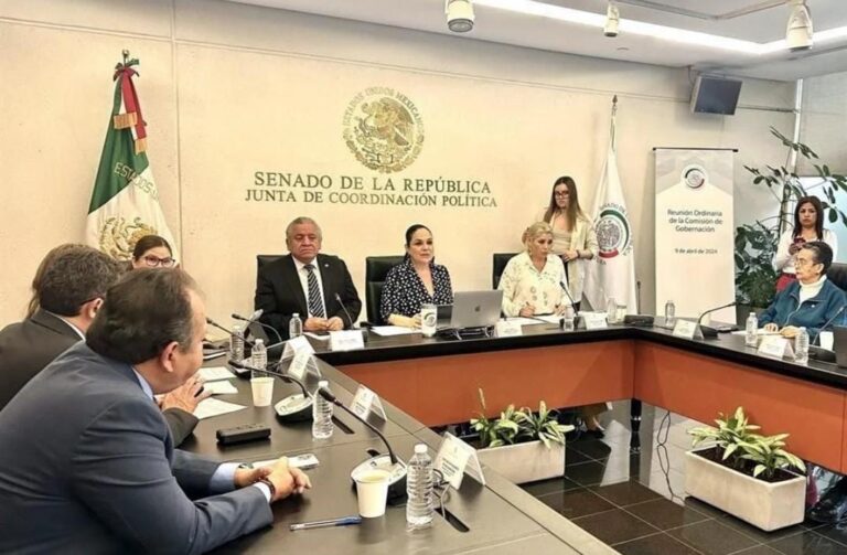 Declaran improcedente desaparecer poderes en tres estados