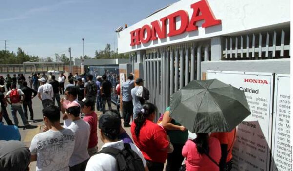 Denuncian despido injustificado en Honda