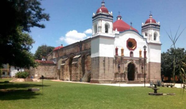 Donan en Pemex 38.7 mdp a Oaxaca
