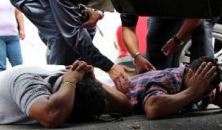 Formal prisión para cuatro colombianos que asaltaban a cuentahabientes