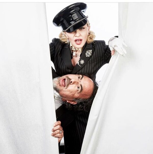 Posan juntos Madonna y González Iñárritu