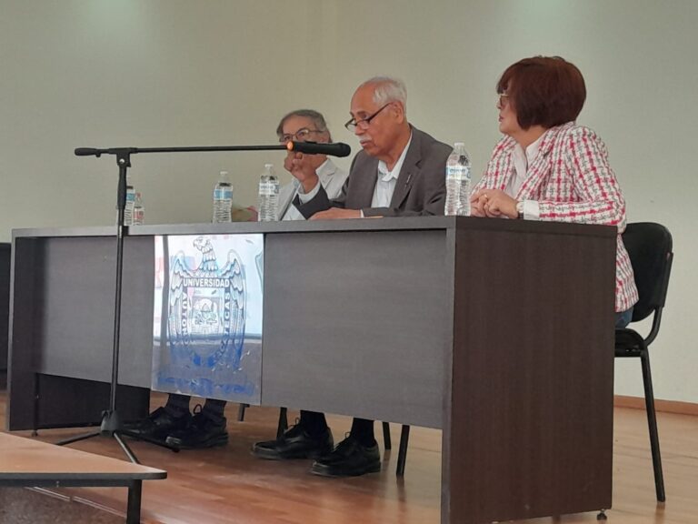 Presentan obras literarias por Día del Libro