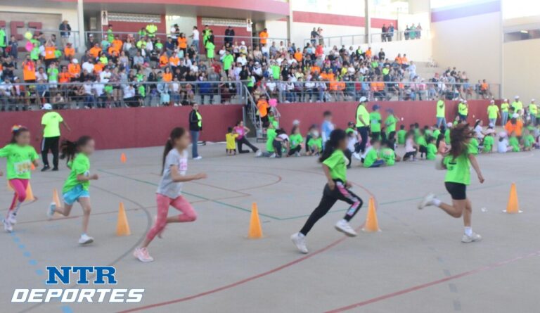 Realizan carrera de niños
