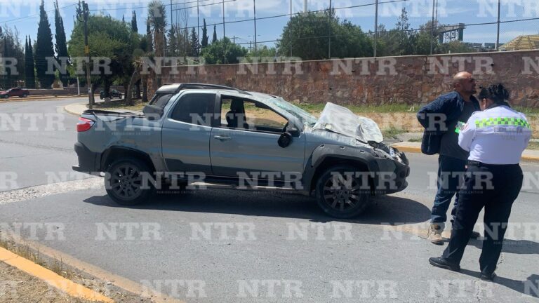 Se impacta contra objeto fijo en calzada Proaño