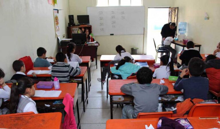Urgente, revisar pendientes de educación