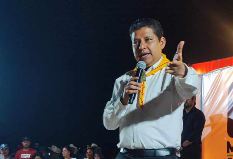 Visita Mario Córdova comunidades de Los Conde y Tierra Blanca