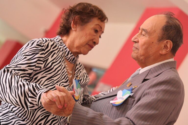 Celebran XV aniversario de la Estancia de Día “Casa del Abuelo”