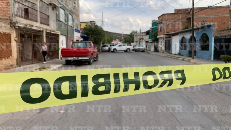Asesinan a hombre con arma blanca en Calle Manuel Acuña
