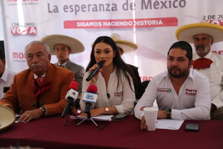 Se une presidente charro a equipo de Benelly; solicita apoyo