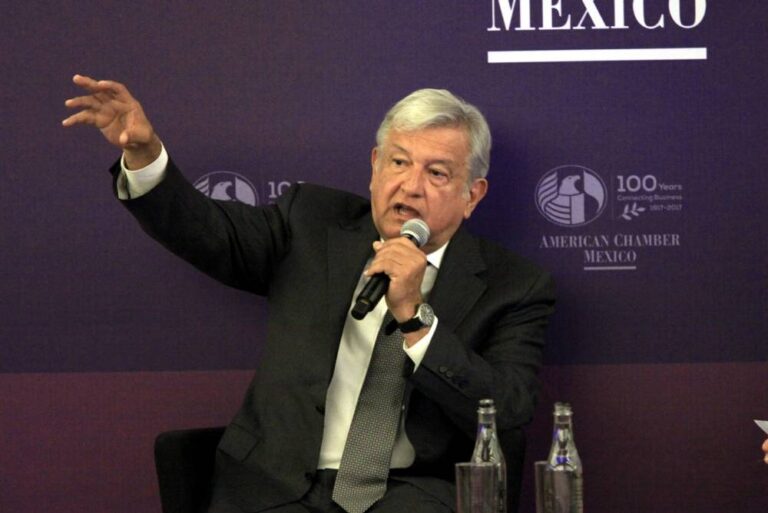 En México se dan los contratos “más jugosos”: AMLO