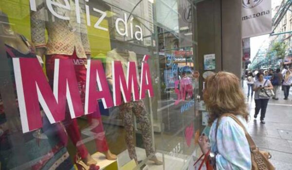 Festejan a mamá 63% de mexicanos