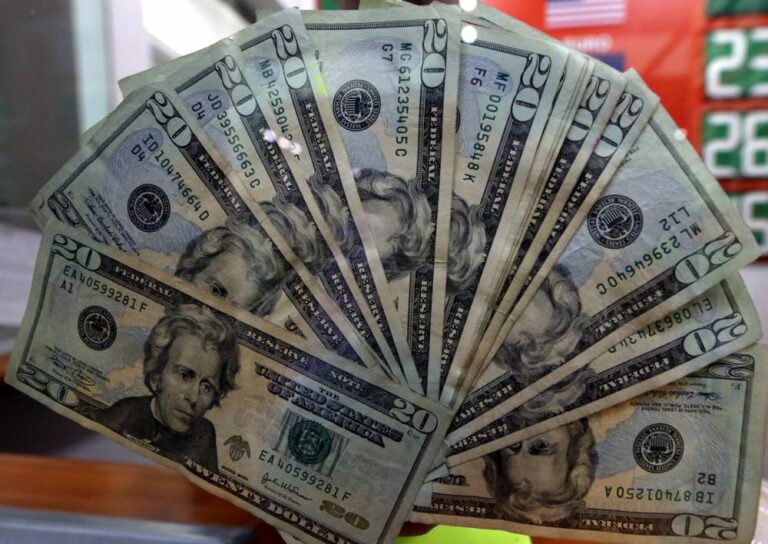 Impulsa TLC a peso; baja dólar a $19.25