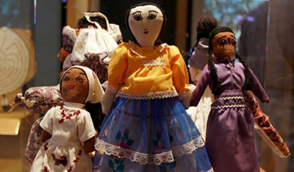 Indígenas madres: mujeres discriminadas y maltratadas
