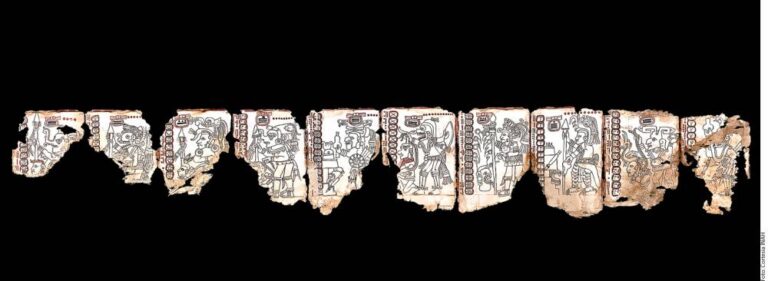 Muestran Códice Maya