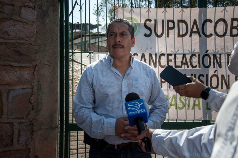 Paran Cobaez; amagan con impedir la instalación de casillas
