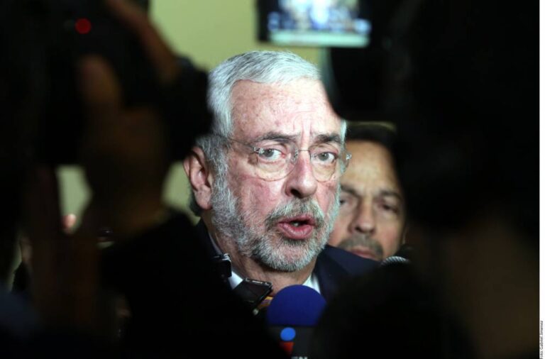 Persiste rechazo a Graue en UNAM