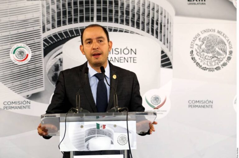 Piden a AMLO valorar permanencia de EMP