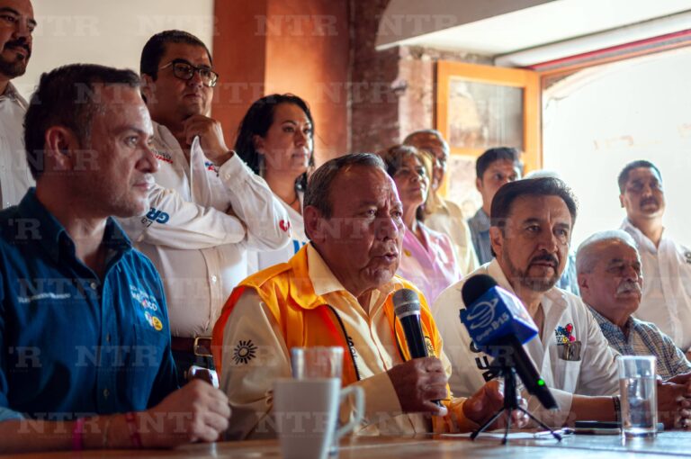 Confirma Zambrano renuncia de Carrillo a dirigencia