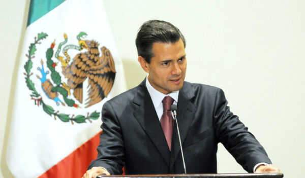 Presidente Peña lamenta fallecimiento de hija de Octavio Paz